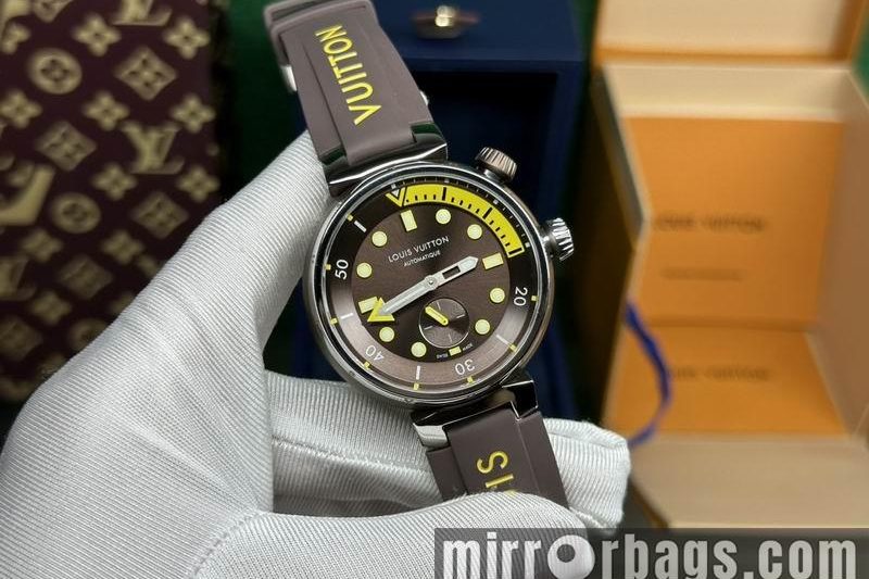 Replica LV 44mm 060305