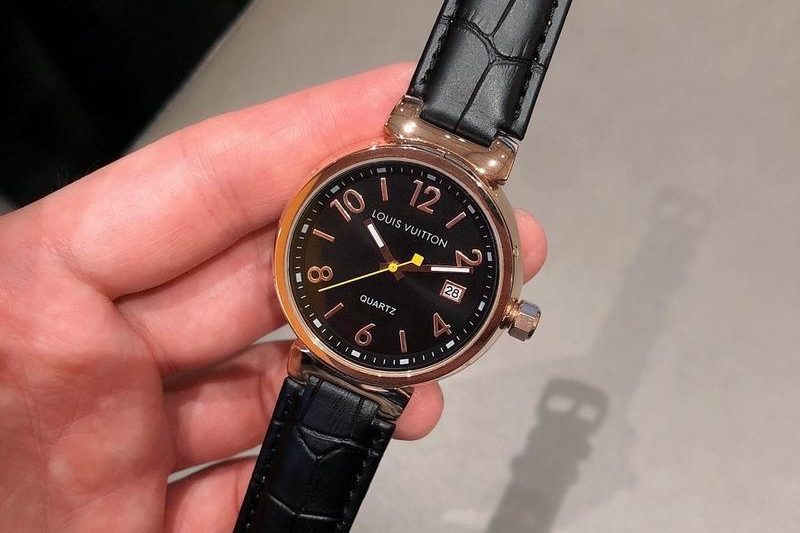 Replica LV 39X12mm 032554