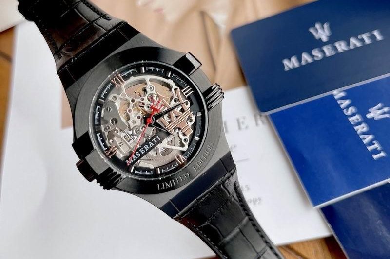 Replica Maserati 42mm 050354