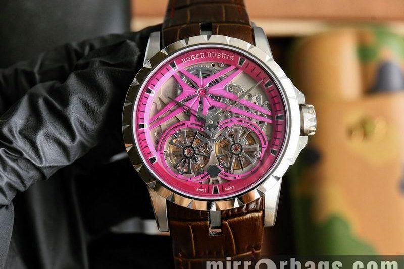 Replica Roger Dubuis 46mm 033101