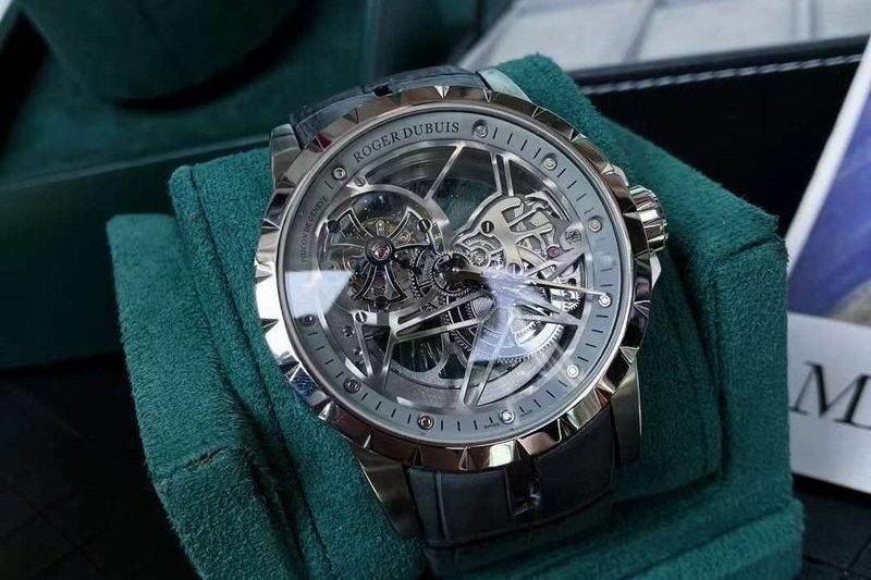 Replica Roger Dubuis 46mm 060853