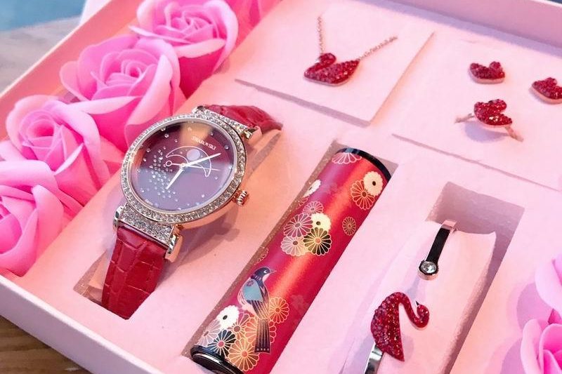 Replica Swarovski 5pcs 041422