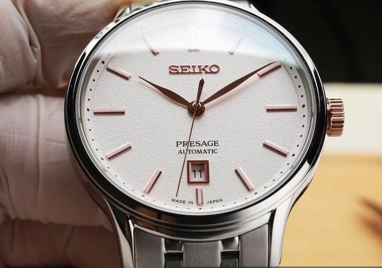 Replica Seiko men 40.5mm M01
