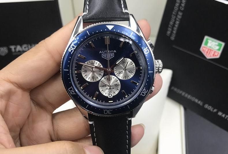 Replica Tag Heuer watch M33