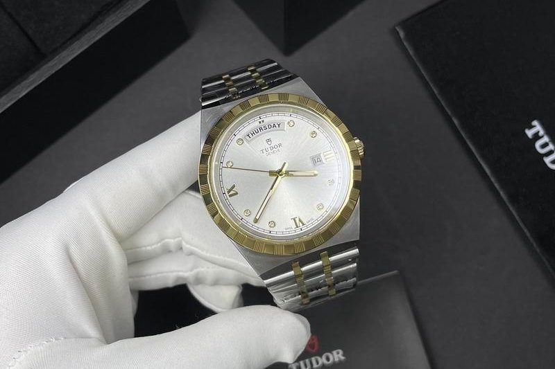 Replica Tudor 41mm 072431