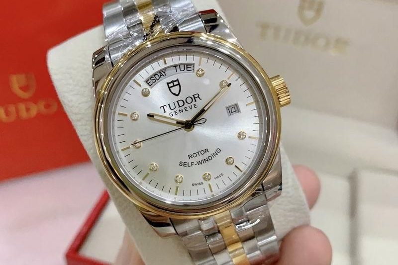 Replica Tudor 39mm 072442