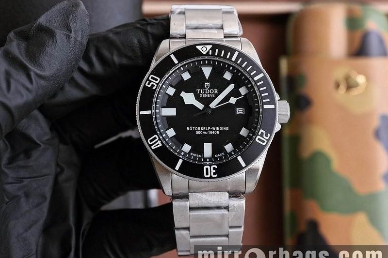 Replica Tudor 42mm 071435