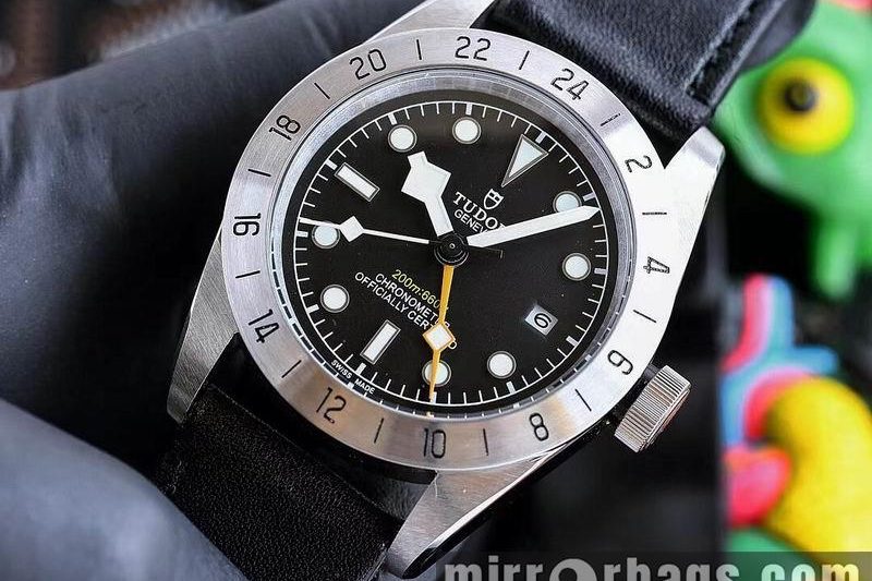 Replica Tudor 42mm 031768