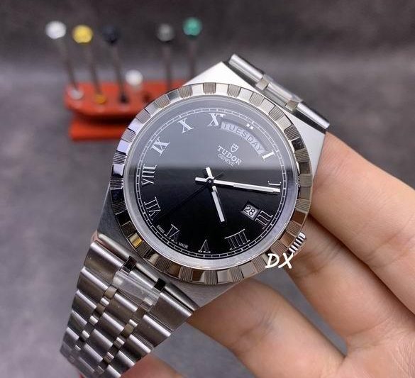 Replica Tudor 41mm 10nms66