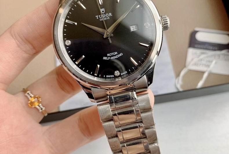 Replica Tudor watch M34