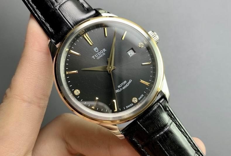 Replica Tudor watch M33