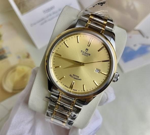 Replica Tudor men watch M28