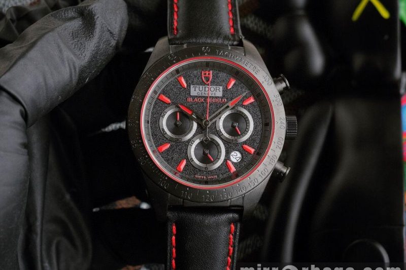 Replica Tudor watch 111001