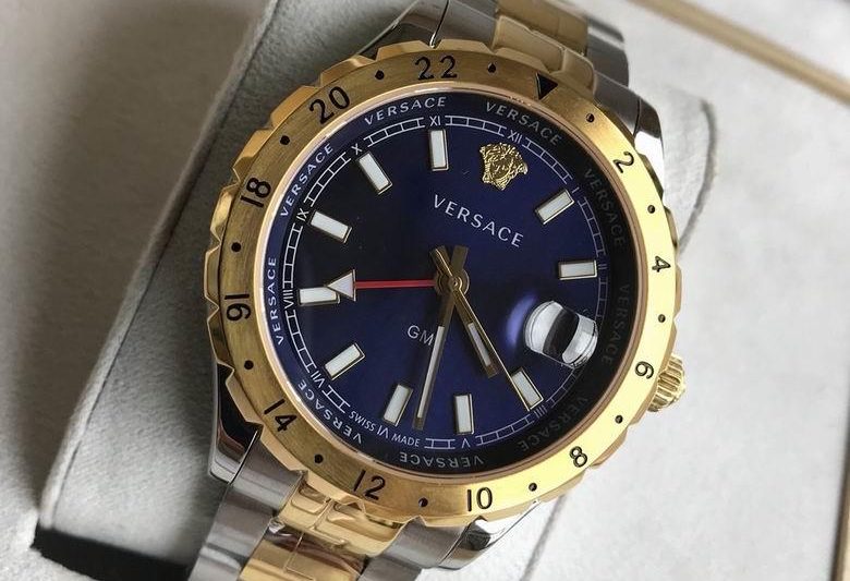 Replica Versace watch 43mm 33mm M18