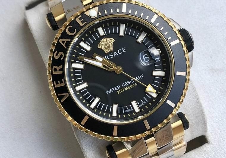 Replica Versace men 46mm M03