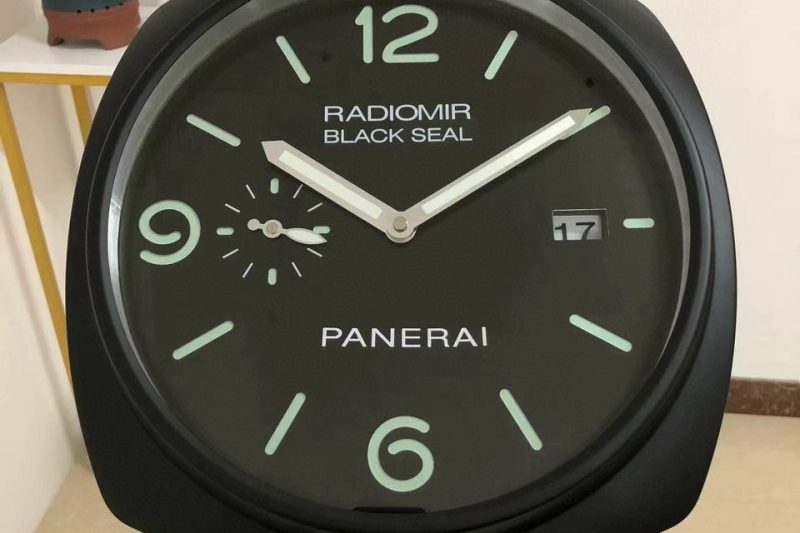Replica Panerai clock 0403