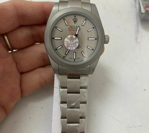 Replica Rolex watch 112015