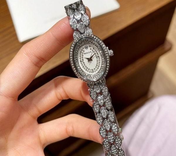 Replica Rolex watch 110185