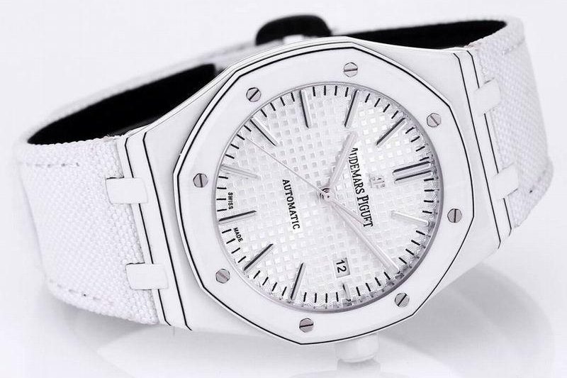 Replica AP watch 110921