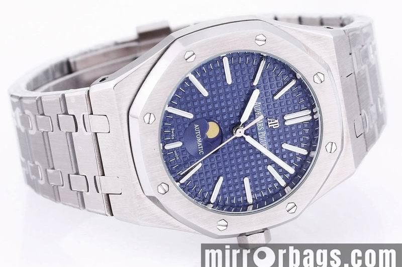 Replica AP watch 110920