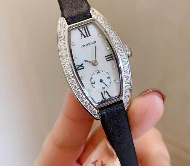 Replica Cartier 23X30mm 030266