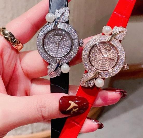 Replica Cartier woman watch 030263