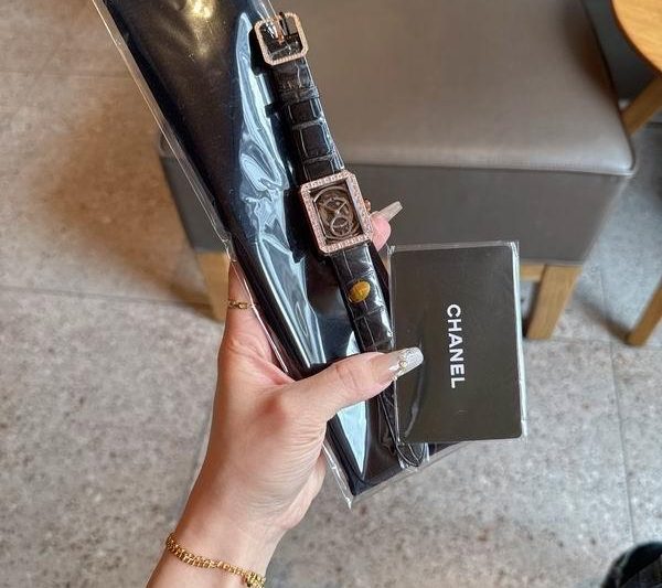 Replica Chanel 34.6X26.7mm 042714