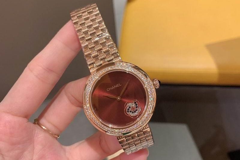 Replica Chanel 37.5mm 082245