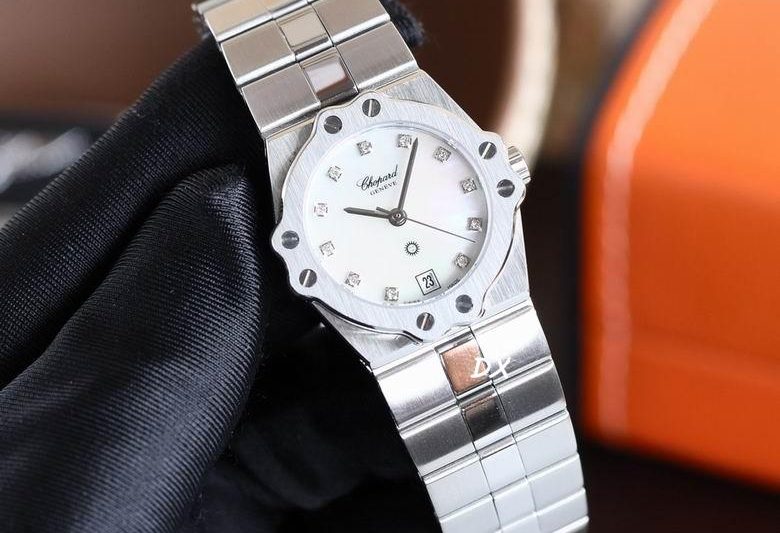 Replica Chopard 28mm 2nms44