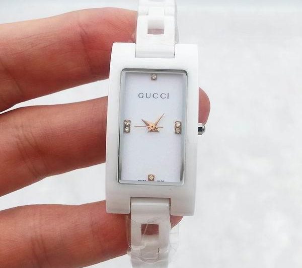 Replica Gucci watch 100825