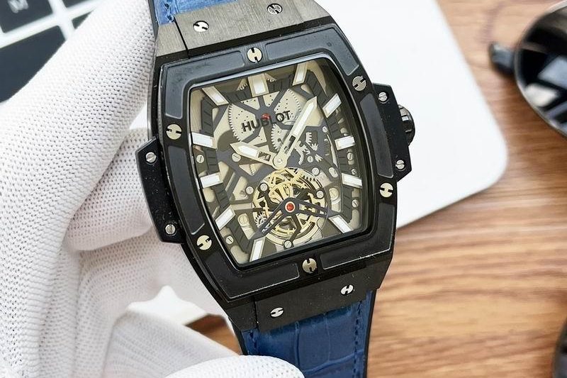 Replica Hublot 42X13mm 101554