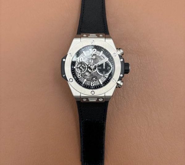Replica Hublot 42mm 042774