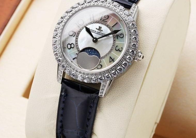 Replica Jaeger-LeCoultre 33X9mm 032037