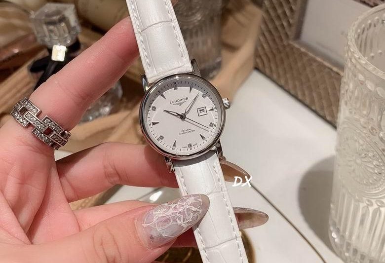 Replica Longines 32x28x8mm 12nms52
