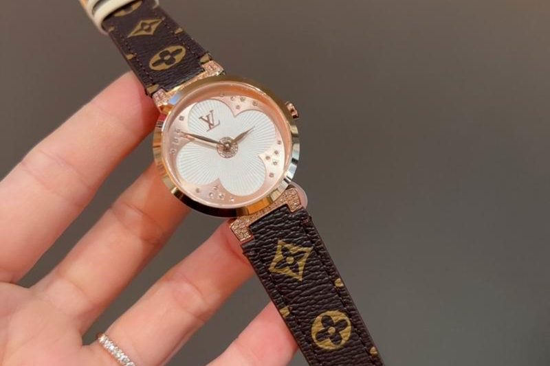 Replica LV watch 121857