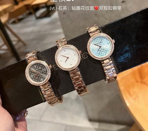 Replica LV watch 121882