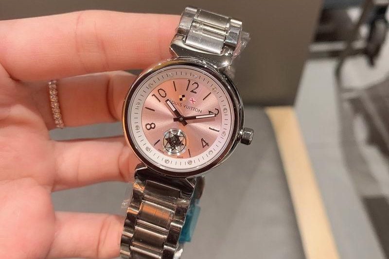 Replica LV watch 081625