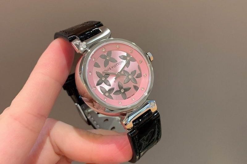 Replica LV 33X11mm 081629