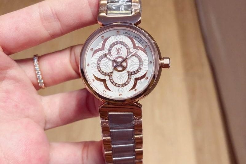 Replica LV Watch 032587