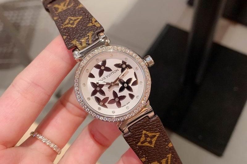 Replica LV Watch 032583