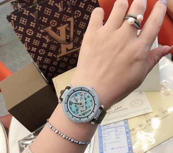 Replica LV 38X12mm 032271