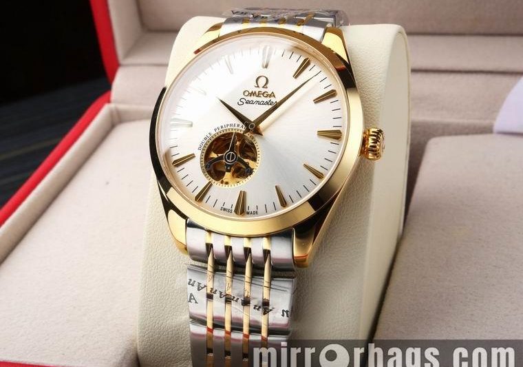 Replica Omega men 39mm M44