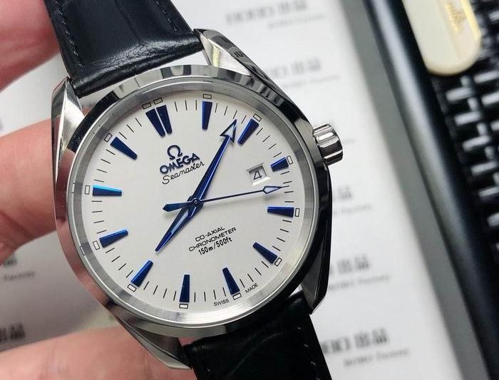 Replica Omega classic watch mb 01