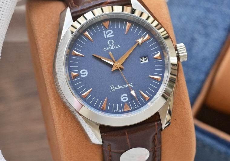 Replica Omega men 40mm M31