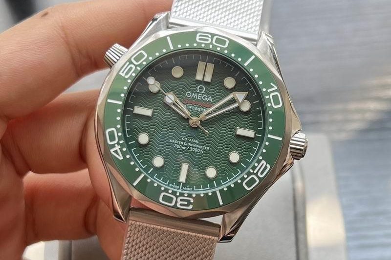 Replica Omega watch 101301