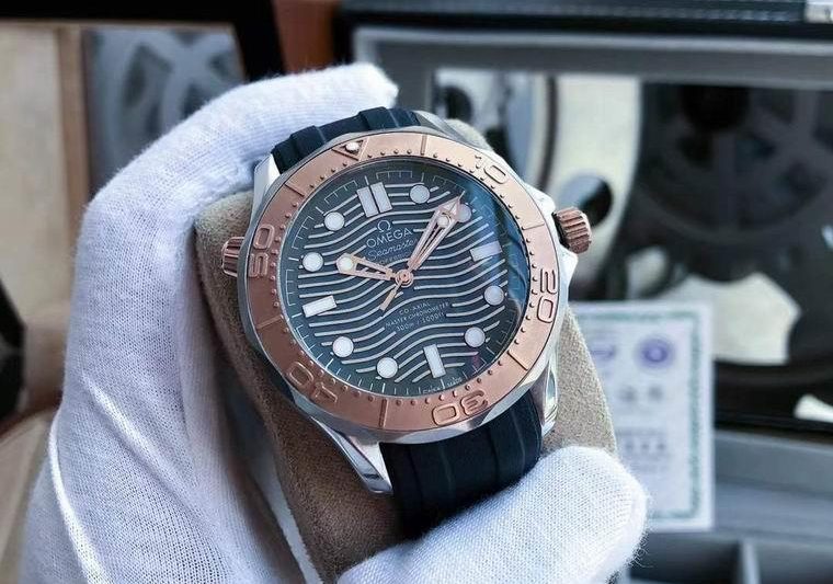 Replica Omega men 45mm M15