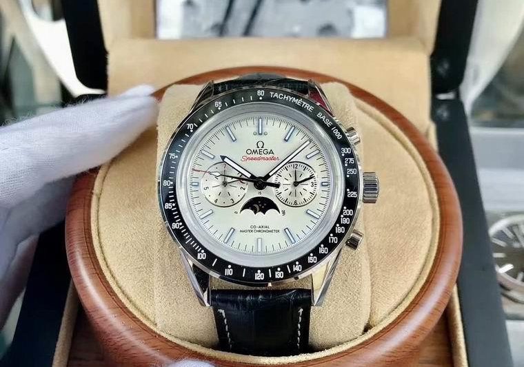 Replica Omega men 42mm M21