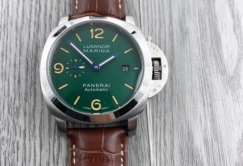 Replica Panerai men 44X16mm M26