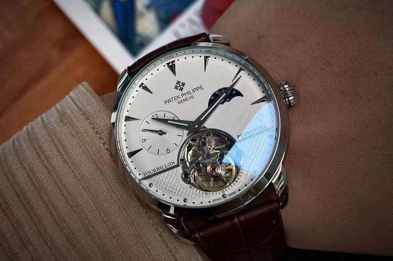 Replica Patek Philippe 43mm 1101152