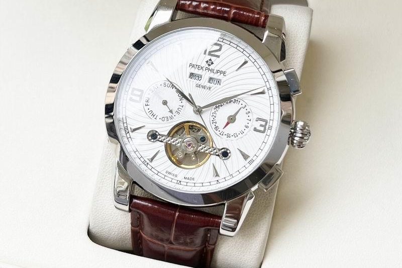 Replica Patek Philippe 42mm 1101109